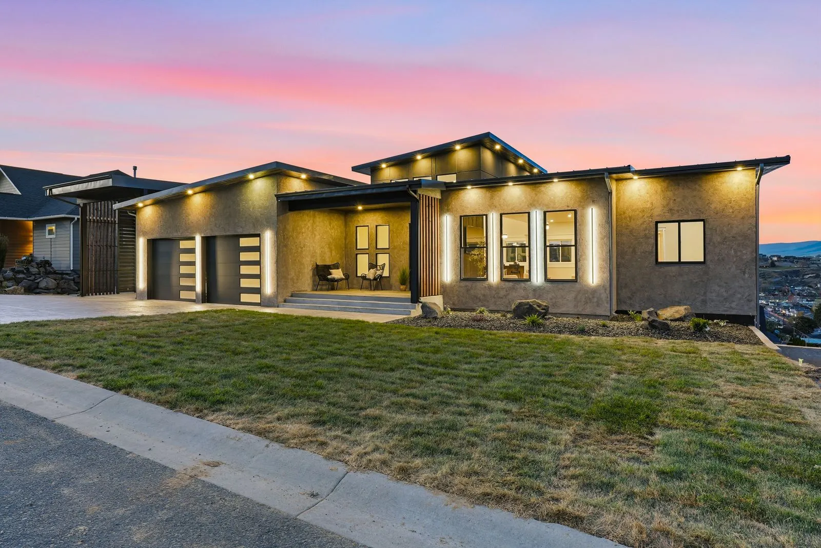 1301 2nd Street at twilight